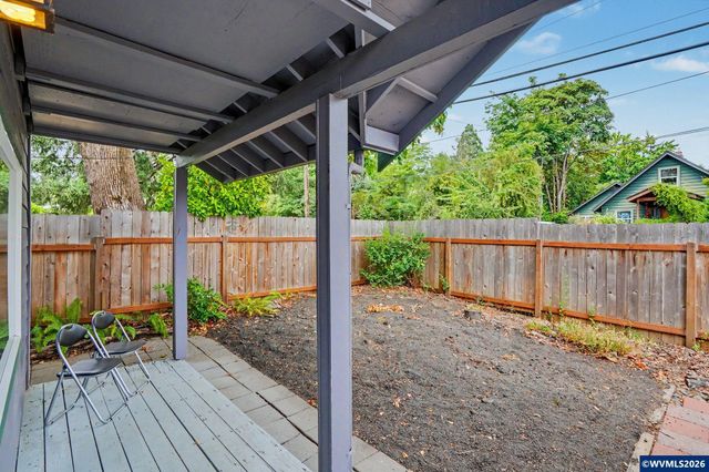 3204 NW Grant Av, Corvallis, OR 97330