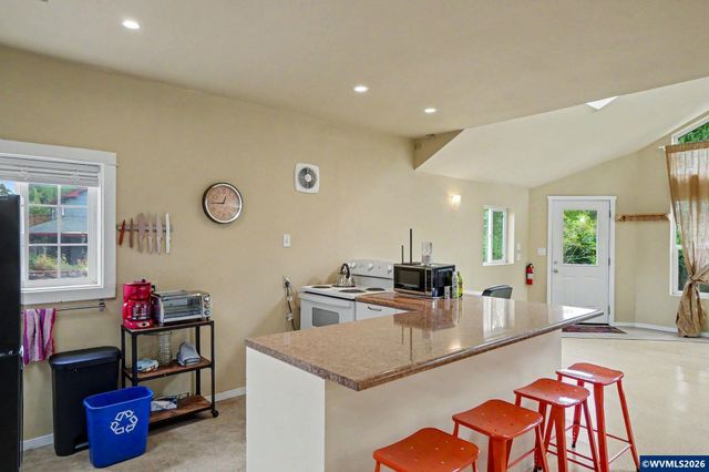 3204 NW Grant Av, Corvallis, OR 97330