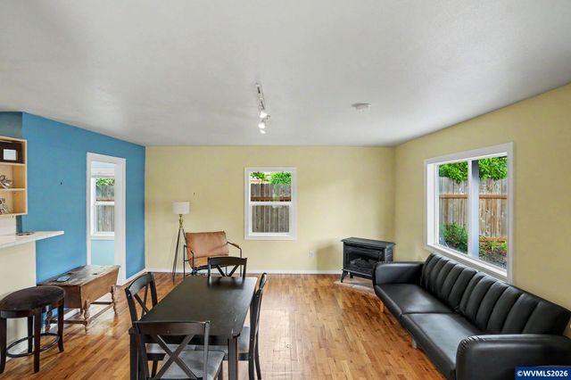 3204 NW Grant Av, Corvallis, OR 97330