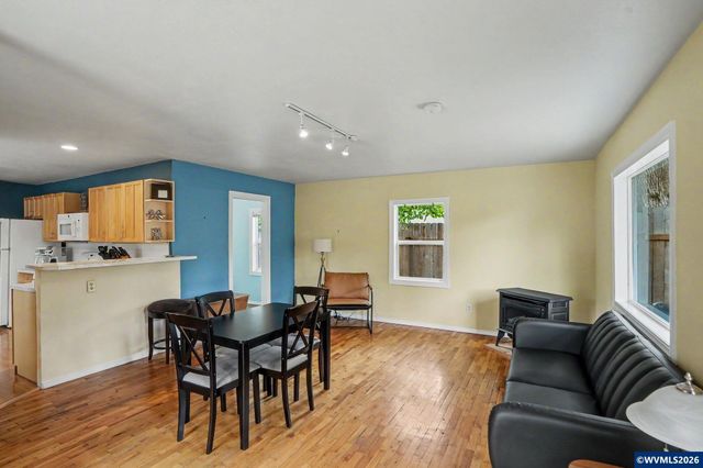 3204 NW Grant Av, Corvallis, OR 97330