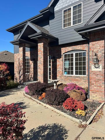 17212 Chutney Drive, Omaha, NE 68136