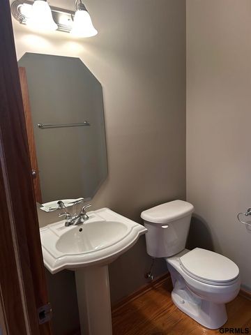 17212 Chutney Drive, Omaha, NE 68136