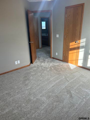 17212 Chutney Drive, Omaha, NE 68136