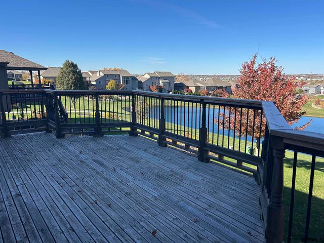 17212 Chutney Drive, Omaha, NE 68136