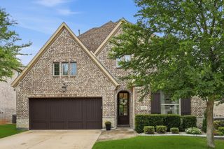 342 Hill Creek Lane, Grapevine, TX 76051