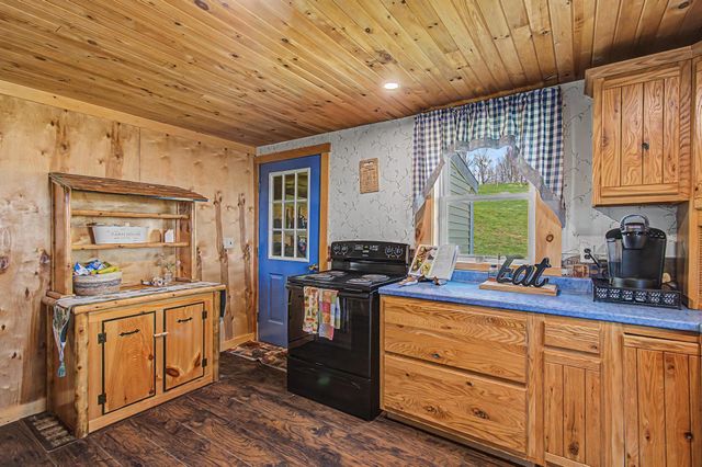 180 Winn High Drive, Danville, VT 05828