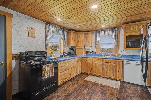 180 Winn High Drive, Danville, VT 05828