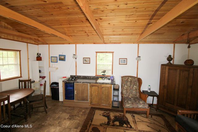 1094 Spirit Wolf TRL, Sandpoint, ID 83864