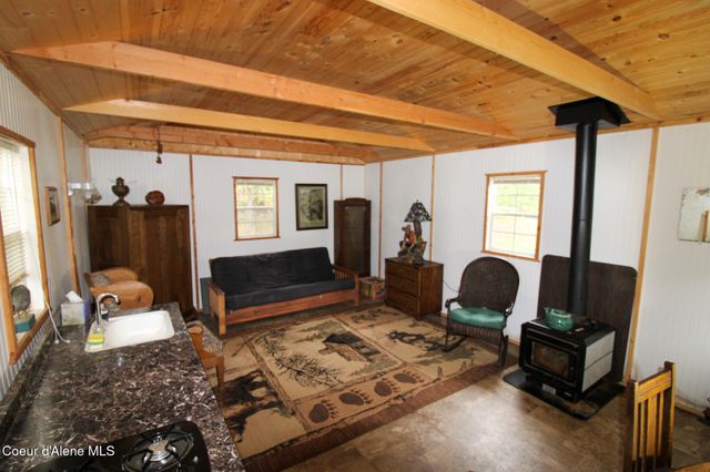 1094 Spirit Wolf TRL, Sandpoint, ID 83864