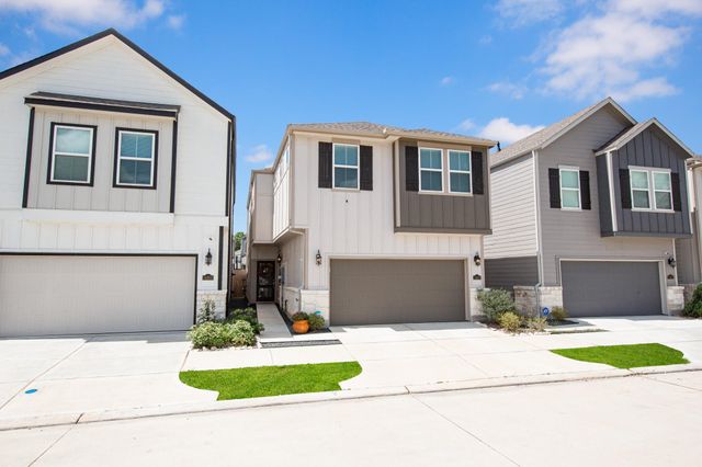 14807 Slow River Avenue, Houston, TX 77082