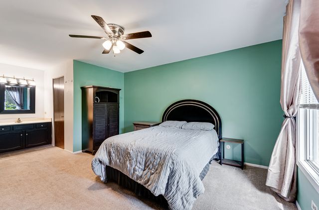 11240 Sycamore Lane 60D, Palos Hills, IL 60465