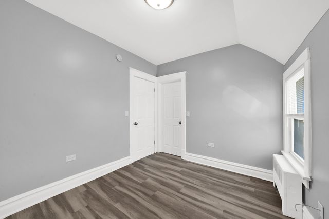 1915 VERMONT Street, Blue Island, IL 60406