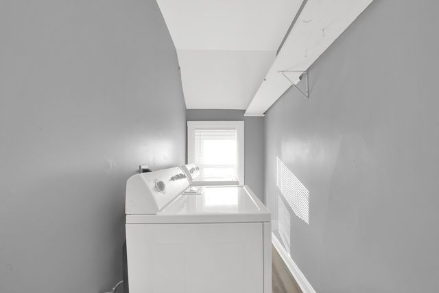 1915 VERMONT Street, Blue Island, IL 60406