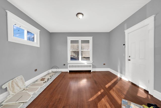 1915 VERMONT Street, Blue Island, IL 60406