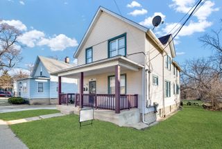 1915 VERMONT Street, Blue Island, IL 60406