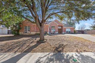 100 Edinburgh, Waco, TX 76712