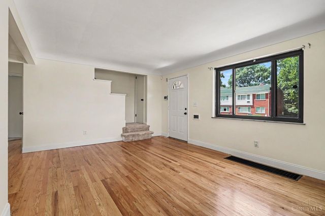 2640 Knight Avenue, Cincinnati, OH 45212