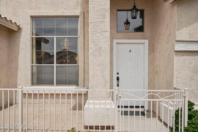 17620 W WEATHERBY Drive, Surprise, AZ 85374