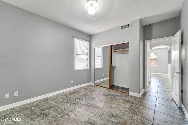 17620 W WEATHERBY Drive, Surprise, AZ 85374