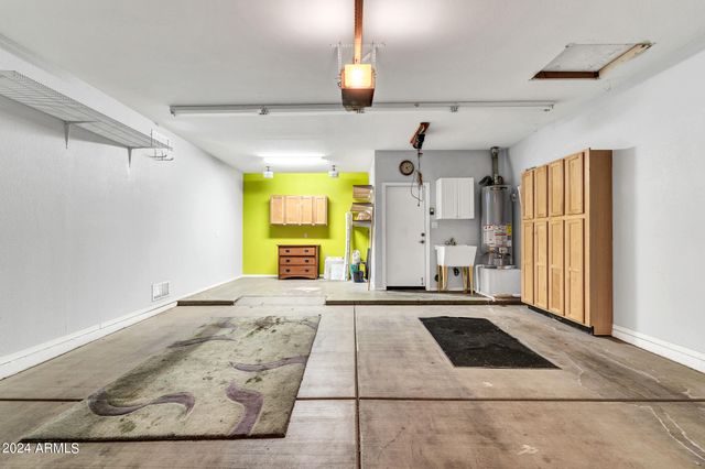 17620 W WEATHERBY Drive, Surprise, AZ 85374