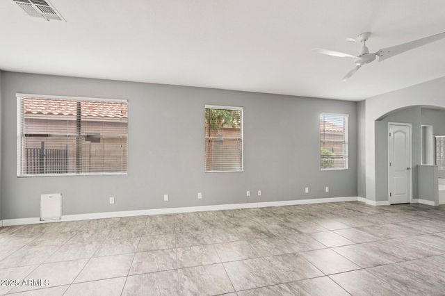 17620 W WEATHERBY Drive, Surprise, AZ 85374