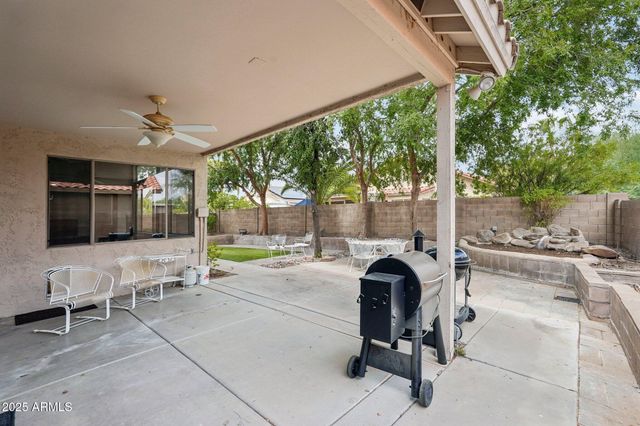 17620 W WEATHERBY Drive, Surprise, AZ 85374