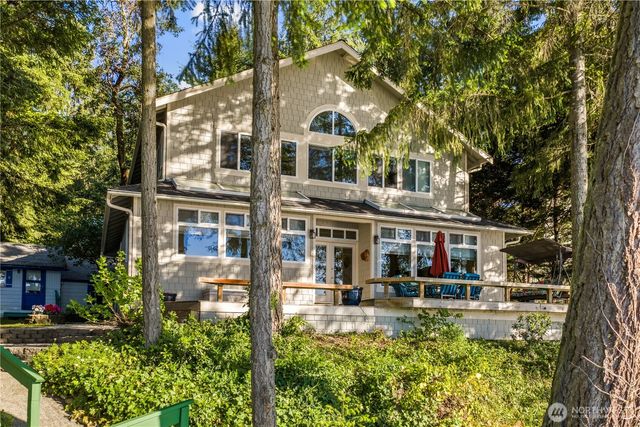 56 Silcox Island, Lakewood, WA 98498