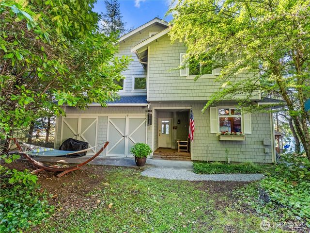 56 Silcox Island, Lakewood, WA 98498