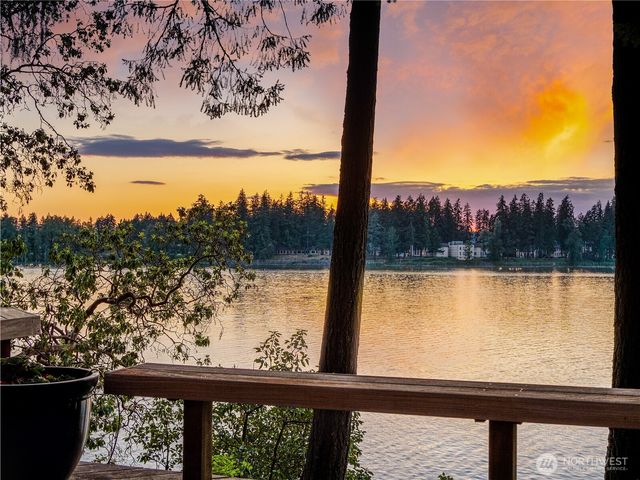 56 Silcox Island, Lakewood, WA 98498