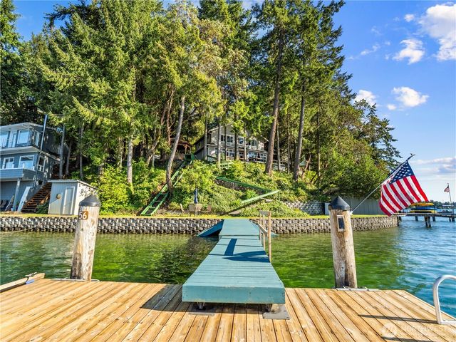 56 Silcox Island, Lakewood, WA 98498