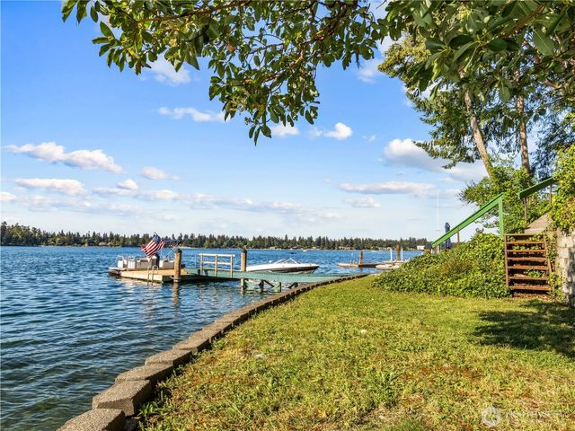 56 Silcox Island, Lakewood, WA 98498