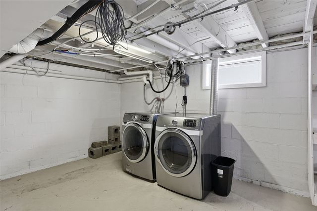 2641 Worthington Drive SW, Cedar Rapids, IA 52404