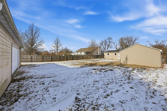 2641 Worthington Drive SW, Cedar Rapids, IA 52404