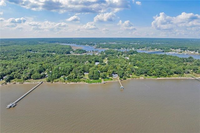 12087 Gregory Road, Coden, AL 36523