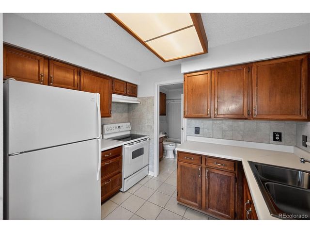 13732 E Lehigh Ave A, Aurora, CO 80014