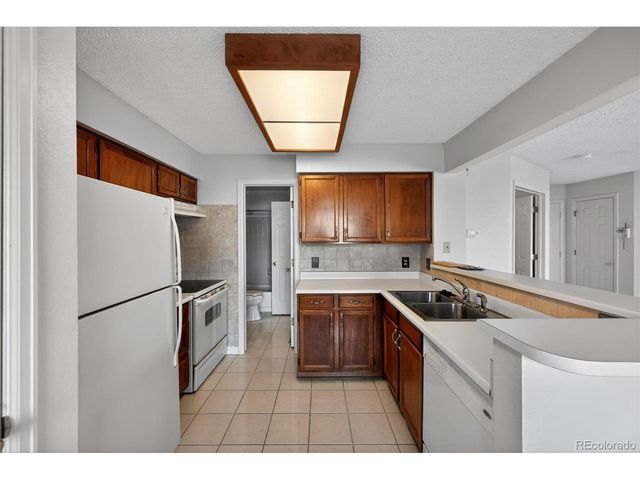 13732 E Lehigh Ave A, Aurora, CO 80014