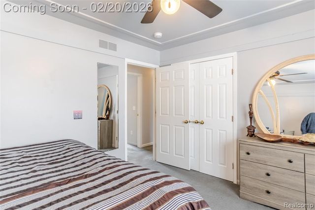 2430 Hickory Circle Drive, Howell, MI 48855