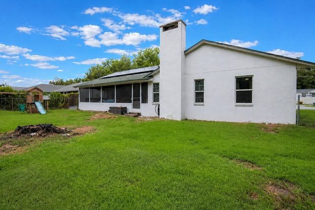 18 WESTON ROAD, Leesburg, FL 34748