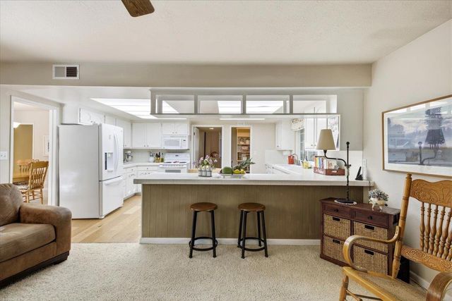 16351 Lake Vera Purdon Rd, Nevada City, CA 95959
