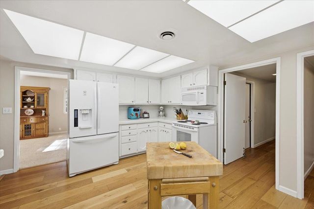 16351 Lake Vera Purdon Rd, Nevada City, CA 95959