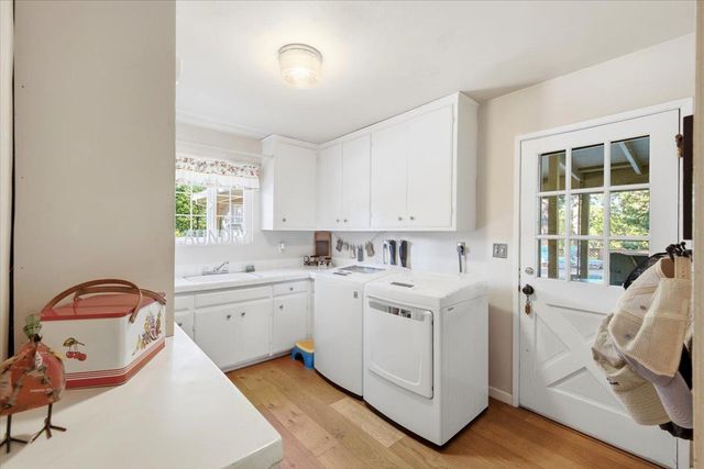 16351 Lake Vera Purdon Rd, Nevada City, CA 95959