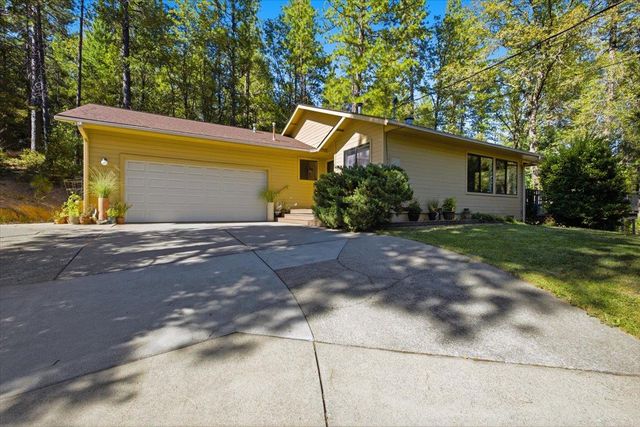 16351 Lake Vera Purdon Rd, Nevada City, CA 95959