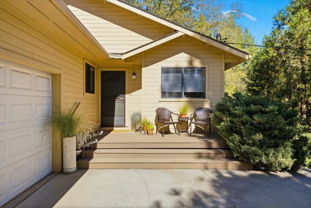 16351 Lake Vera Purdon Rd, Nevada City, CA 95959