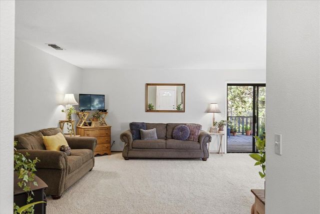 16351 Lake Vera Purdon Rd, Nevada City, CA 95959