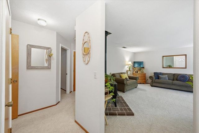 16351 Lake Vera Purdon Rd, Nevada City, CA 95959