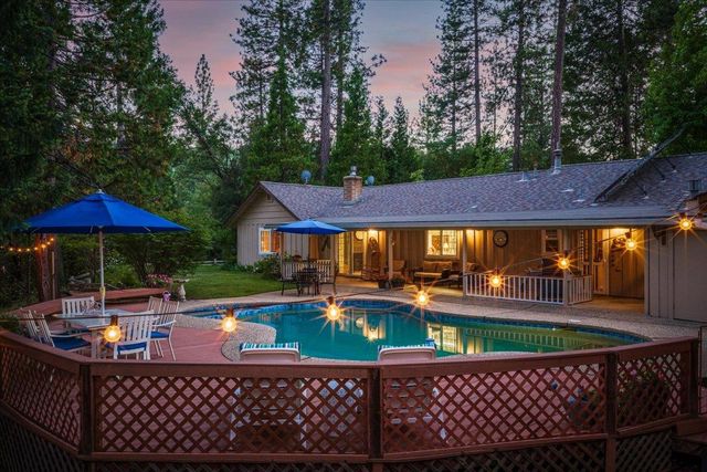 16351 Lake Vera Purdon Rd, Nevada City, CA 95959