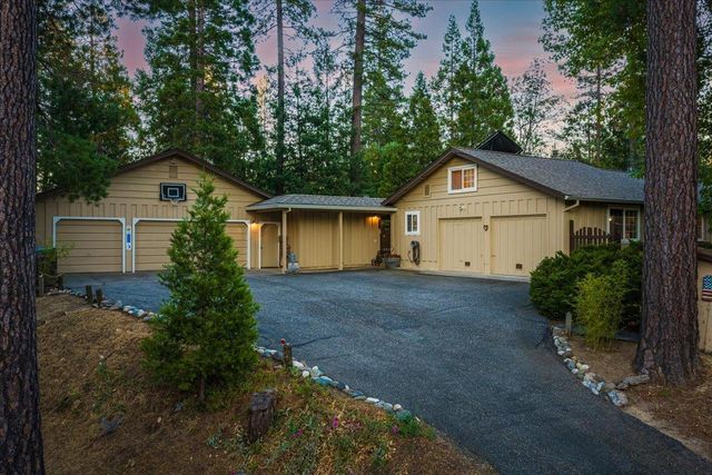 16351 Lake Vera Purdon Rd, Nevada City, CA 95959