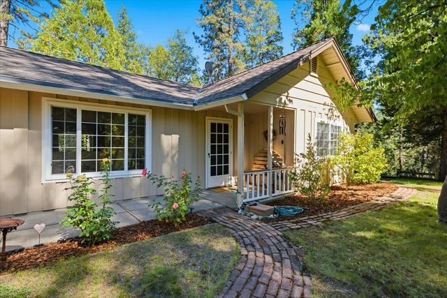 16351 Lake Vera Purdon Rd, Nevada City, CA 95959