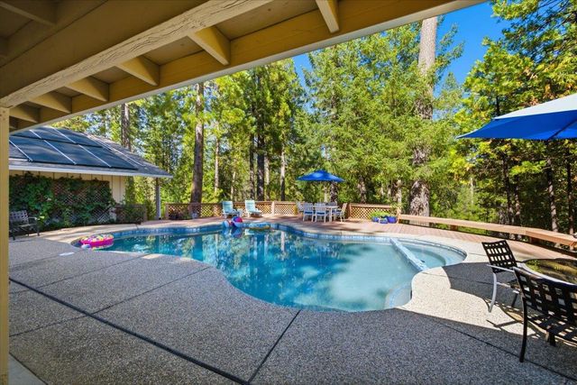 16351 Lake Vera Purdon Rd, Nevada City, CA 95959