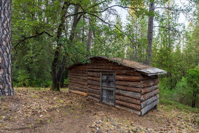 16351 Lake Vera Purdon Rd, Nevada City, CA 95959